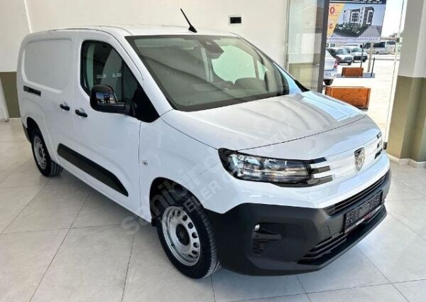 PEUGEOT PARTNER- VAN- 24/25; ARAÇ BİLGİLERİ VE RESİMLERİ