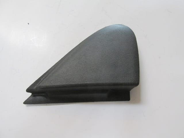 RENAULT MEGANE- 3- HB- 10/13; KAPI AYNA MUSKASI SAĞ (ÇAMURLUK ÜST ÜÇGEN PLASTİĞİ)