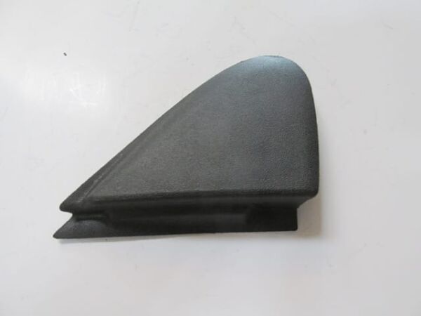 RENAULT MEGANE- 3- HB- 10/13; KAPI AYNA MUSKASI SAĞ (ÇAMURLUK ÜST ÜÇGEN PLASTİĞİ)