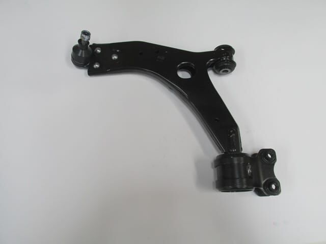 FORD FOCUS- SD/HB- 08/11; ÖN ALT TABLA SOL (BURÇLU/ROTİLLİ/TAKOZLU) (18mm) (SALINCAK) (SH)