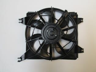 HYUNDAI ACCENT- 98/00; KLİMA FAN DAVLUMBAZI KOMPLE PLASTİK (7 KANAT) (BFN)