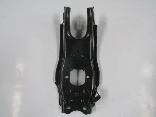 TOYOTA HILUX- PICK UP LN85- 89/97; ÖN ALT TABLA SAĞ (SALINCAK) (SH)