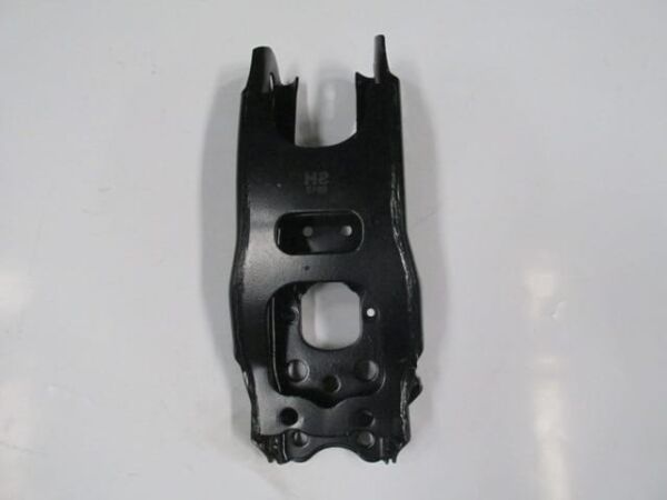 TOYOTA HILUX- PICK UP LN85- 89/97; ÖN ALT TABLA SOL (SALINCAK) (SH)