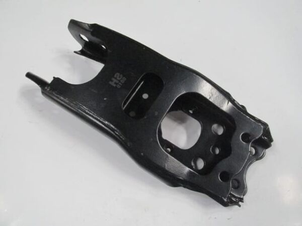 TOYOTA HILUX- PICK UP LN85- 89/97; ÖN ALT TABLA SOL (SALINCAK) (SH)