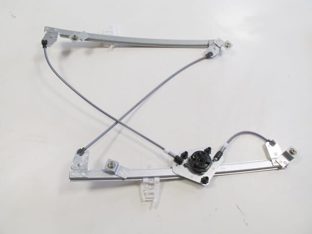 RENAULT MEGANE- 2- 03/09; ÖN CAM KRİKOSU SAĞ ELEKTRİKLİ/MOTORSUZ (4/5KAPI) (TW)