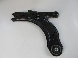 VOLKSWAGEN GOLF- 4- 98/04; ÖN ALT TABLA BURÇLU SAĞ/SOL AYNI (ADET) (SALINCAK) (SH)