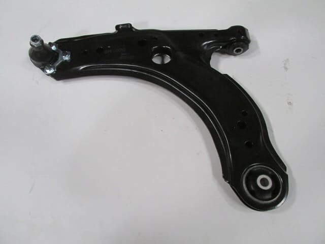 VOLKSWAGEN GOLF- 4- 98/04; ÖN ALT TABLA BURÇLU/ROTİLLİ SOL (SH)