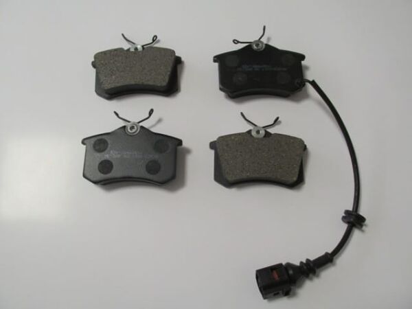 VOLKSWAGEN GOLF- 4- 98/04; ARKA FREN BALATASI (1 KABLOLU) (DİSK) (87X52,8X16,8) (BRAMAX)