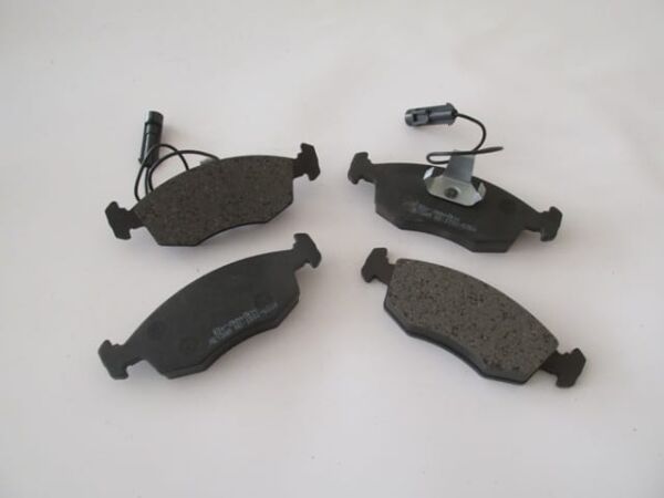 FIAT PALIO- 97/02; ÖN FREN BALATASI 1.2/1.4/1.6cc/1.7/1.9D (2 KABLOLU)(DİSK)(151.5x52.5x18) (BRA