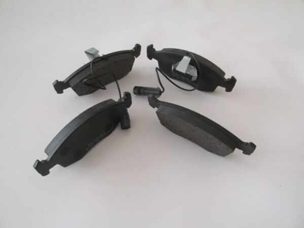 FIAT PALIO- 97/02; ÖN FREN BALATASI 1.2/1.4/1.6cc/1.7/1.9D (2 KABLOLU)(DİSK)(151.5x52.5x18) (BRA