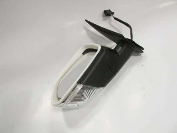 SKODA OCTAVIA- 05/09; KAPI AYNASI SOL ELEKTRİKLİ/ISITMALI/SİNYALLİ ASTARLI 7PİNLİ (BFN)