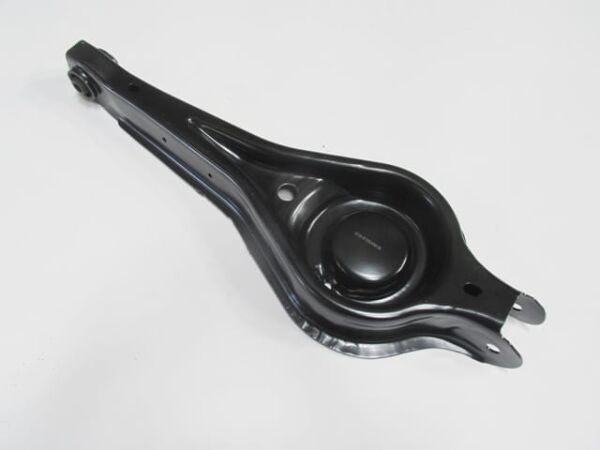 FORD MONDEO- 01/04; ARKA ALT TABLA SAĞ/SOL AYNI (ADET) (BURÇLU) (DENGE KOLU) (SALINCAK) (SH)