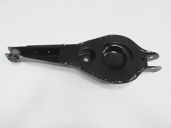 FORD MONDEO- 01/04; ARKA ALT TABLA SAĞ/SOL AYNI (ADET) (BURÇLU) (DENGE KOLU) (SALINCAK) (SH)