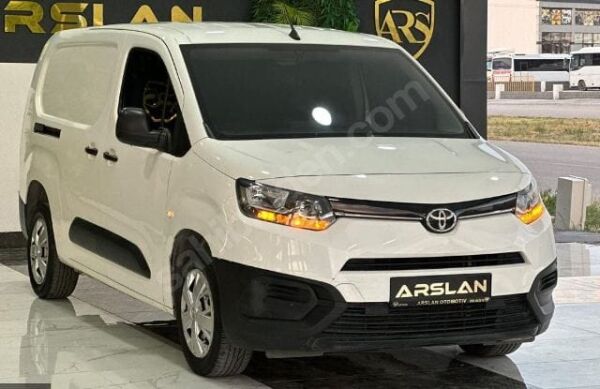 TOYOTA PROACE CITY- 21/24; ARAÇ BİLGİLERİ VE RESİMLERİ