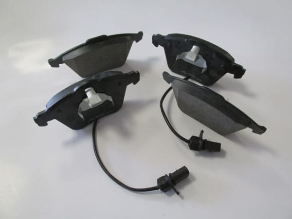 AUDI A6- 05/09; ÖN FREN BALATASI 2,0TDI/2,7TDI(2KABLOLU(DİSK)(155.2X72.7X19.3/15 6.4X73X19.3(BRA