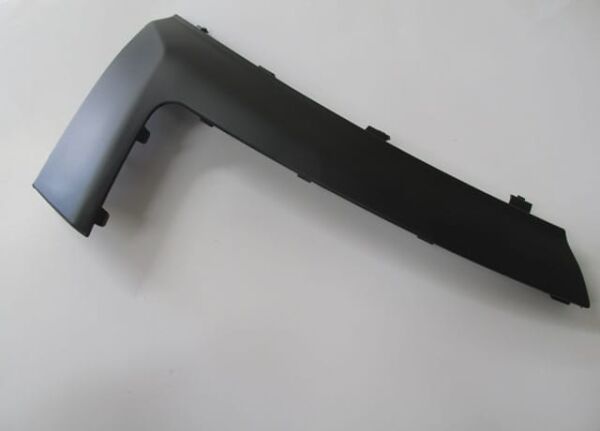 PEUGEOT EXPERT- 07/09; ÖN TAMPON BANDI SAĞ SİYAH (FAR ALT KAŞI) (İTALYA)