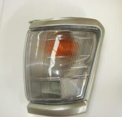 TOYOTA HILUX- PICK UP LN145- 98/01; ÖN SİNYAL SOL GRİ (CASP)