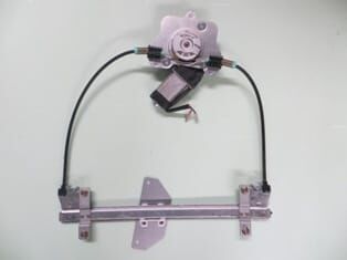 VOLVO S40- 96/00; ARKA CAM KRİKOSU SOL ELEKTRİKLİ/MOTORLU (TW)