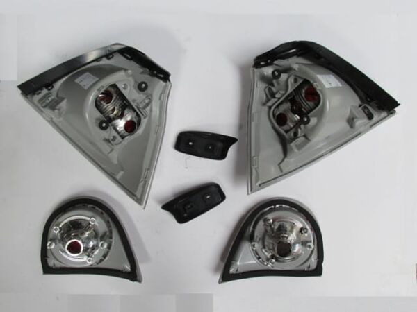 VOLKSWAGEN GOLF- 5- 04/09; MODİFİYE STOP LAMBASI İÇ/DIŞ SET SAĞ/SOL SET 6PARÇA KIRMIZI/BEYAZ (TYC)