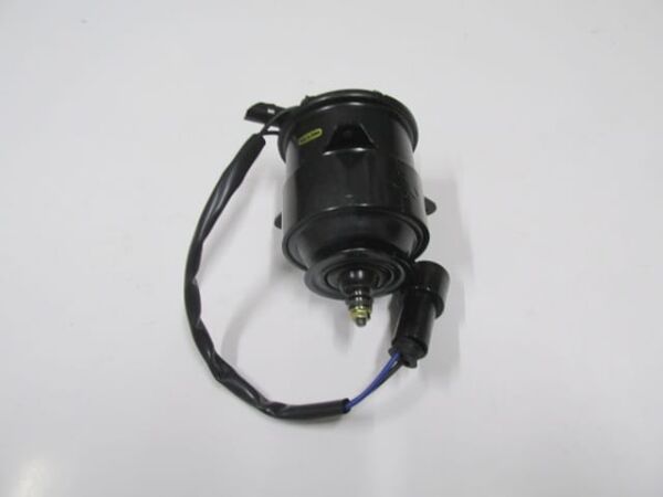 MAZDA 323- HB- 90/95; FAN MOTORU 3 BAĞLANTILI BÜYÜK TİP (OVAL)