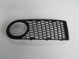 VOLKSWAGEN BEETLE- 06/07; SİS LAMBA KAPAĞI SAĞ SİS DELİKLİ (TOSBAĞA)(BFN)