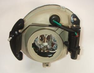 HYUNDAI STAREX- MİNİBÜS- 98/08; SİS LAMBASI SOL YUVARLAK (H3) (FAMELLA)