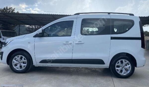 RENAULT EXPRESS- 21/24; ARAÇ BİLGİLERİ VE RESİMLERİ