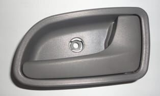 KIA RIO- II- 03/05; ARKA KAPI İÇ AÇMA KOLU SAĞ GRİ (HUSHAN)