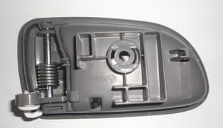 KIA RIO- II- 03/05; ARKA KAPI İÇ AÇMA KOLU SAĞ GRİ (HUSHAN)