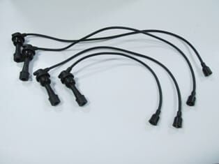 MITSUBISHI GALANT- 88/91; BUJİ KABLOSU TAKIM (16V)2.0 cc (YOW JUNG)
