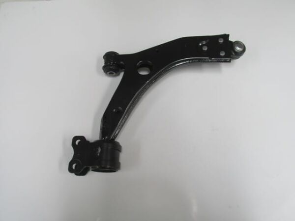 FORD FOCUS C MAX- 04/06; ÖN ALT TABLA SOL (BURÇLU/ROTİLLİ/TAKOZLU) (18mm) (SALINCAK) (SH)