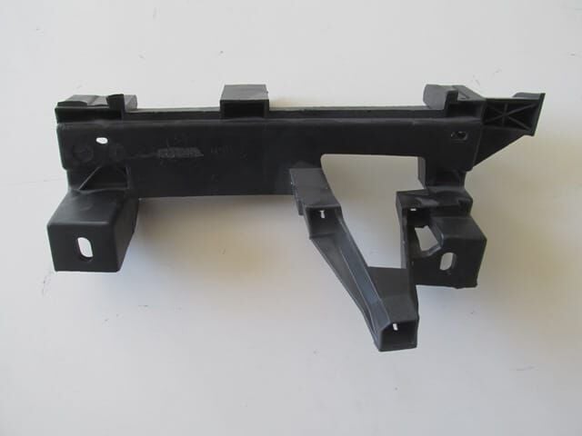 PEUGEOT 307- 06/08; FAR ALT BAĞLANTI BRAKETİ SAĞ PLASTİK (TYG)