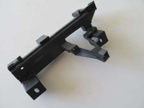 PEUGEOT 307- 06/08; FAR ALT BAĞLANTI BRAKETİ SAĞ PLASTİK (TYG)