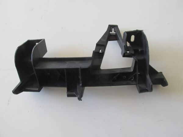 PEUGEOT 307- 06/08; FAR ALT BAĞLANTI BRAKETİ SAĞ PLASTİK (TYG)