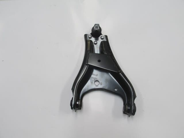 DACIA DUSTER- 10/17; ÖN ALT TABLA SAĞ ROTİLLİ/BURÇLU (SALINCAK) (SH)