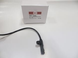 MINI COOPER- 02/07; ABS SENSÖRÜ ARKA SAĞ/SOL AYNI (ADET) 2 FİŞLİ (R50/R53) (SH)