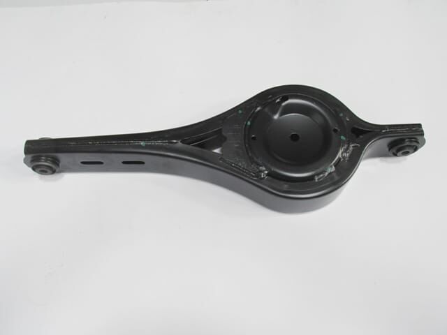 FORD MONDEO- 07/11; ARKA ALT TABLA SAĞ/SOL AYNI (ADET) (SALINCAK) (BURÇLU) (SH)