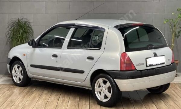 RENAULT CLIO- 2- HB- 98/01; ARAÇ BİLGİLERİ VE RESİMLERİ