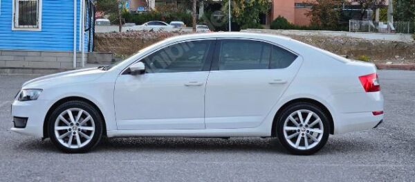 SKODA OCTAVIA- 13/17; ARAÇ BİLGİLERİ VE RESİMLERİ