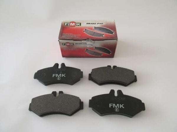 VOLKSWAGEN VOLT- LT35/LT46- 96/07; ARKA FREN BALATASI (KULAKSIZ)(KABLOSUZ)(DİSK)(125,6X62X17,8)(