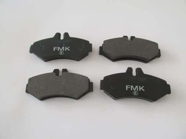 VOLKSWAGEN VOLT- LT35/LT46- 96/07; ARKA FREN BALATASI (KULAKSIZ)(KABLOSUZ)(DİSK)(125,6X62X17,8)(