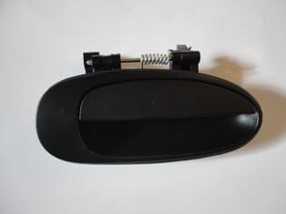 KIA SEPHIA- 99/01; ARKA KAPI DIŞ AÇMA KOLU SAĞ SİYAH (BOYANIR TİP) (HUSHAN)