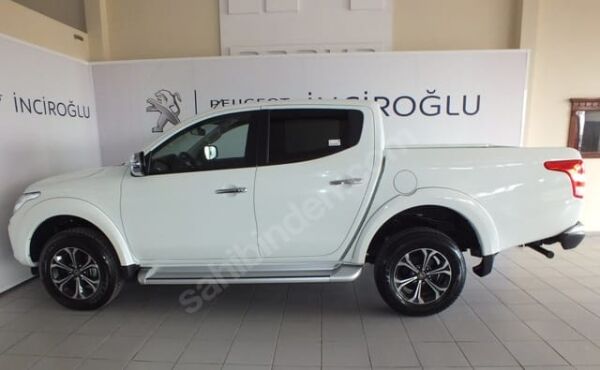 FIAT FULLBACK- 16/19; ARAÇ BİLGİLERİ VE RESİMLERİ