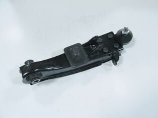 HYUNDAI STAREX- MİNİBÜS- 98/08; ÖN ALT TABLA SOL (BURÇLU/ROTİLLİ) (SALINCAK) (SH)