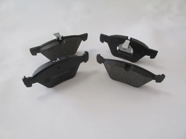 MERCEDES E CLASS- W210- 00/02; ÖN FREN BALATASI KABLOSUZ)DİSK(156,4X69,1X19,4/156,4X63,9X19,4)BR