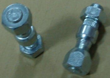 HYUNDAI STAREX- KAMYONET- 98/08; ARKA BİJON+SOMUN SOL ÇİFT TEKER (ÇİFT SOMUNLU)(1 ADET)(FAMMIZE)