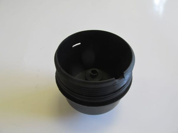 FORD KUGA- 08/12; MOTOR YAĞ FİLTRE KAPAĞI (PLASTİK)