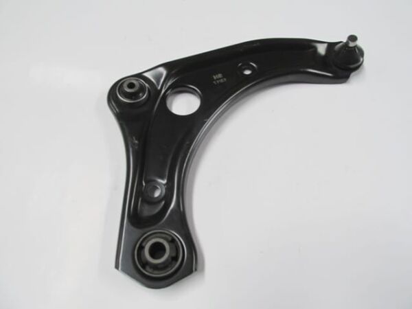 NISSAN MICRA- K13- 10/13; ÖN ALT TABLA SAĞ BURÇLU/ROTİLLİ (SH)