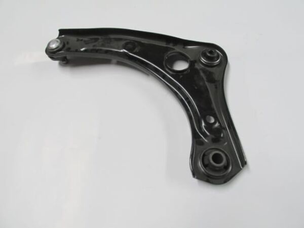 NISSAN MICRA- K13- 10/13; ÖN ALT TABLA SAĞ BURÇLU/ROTİLLİ (SH)