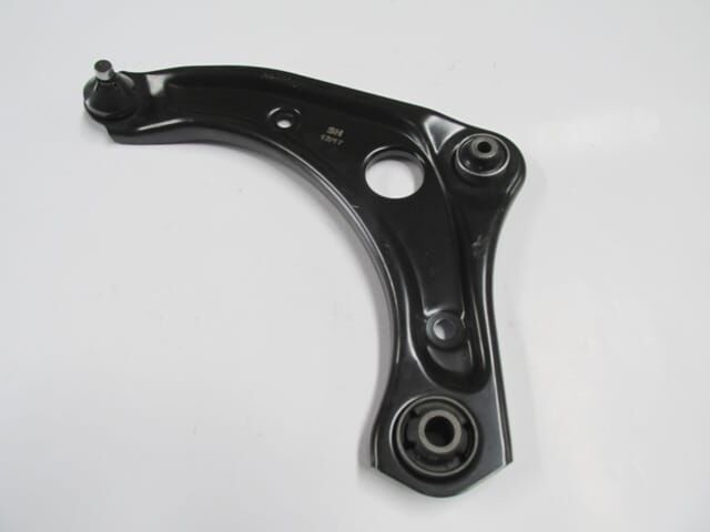 NISSAN MICRA- K13- 10/13; ÖN ALT TABLA SOL BURÇLU/ROTİLLİ (SH)